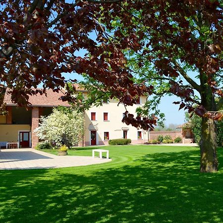 Villa Agriturismo Borgo Tecla Rosà Exterior foto