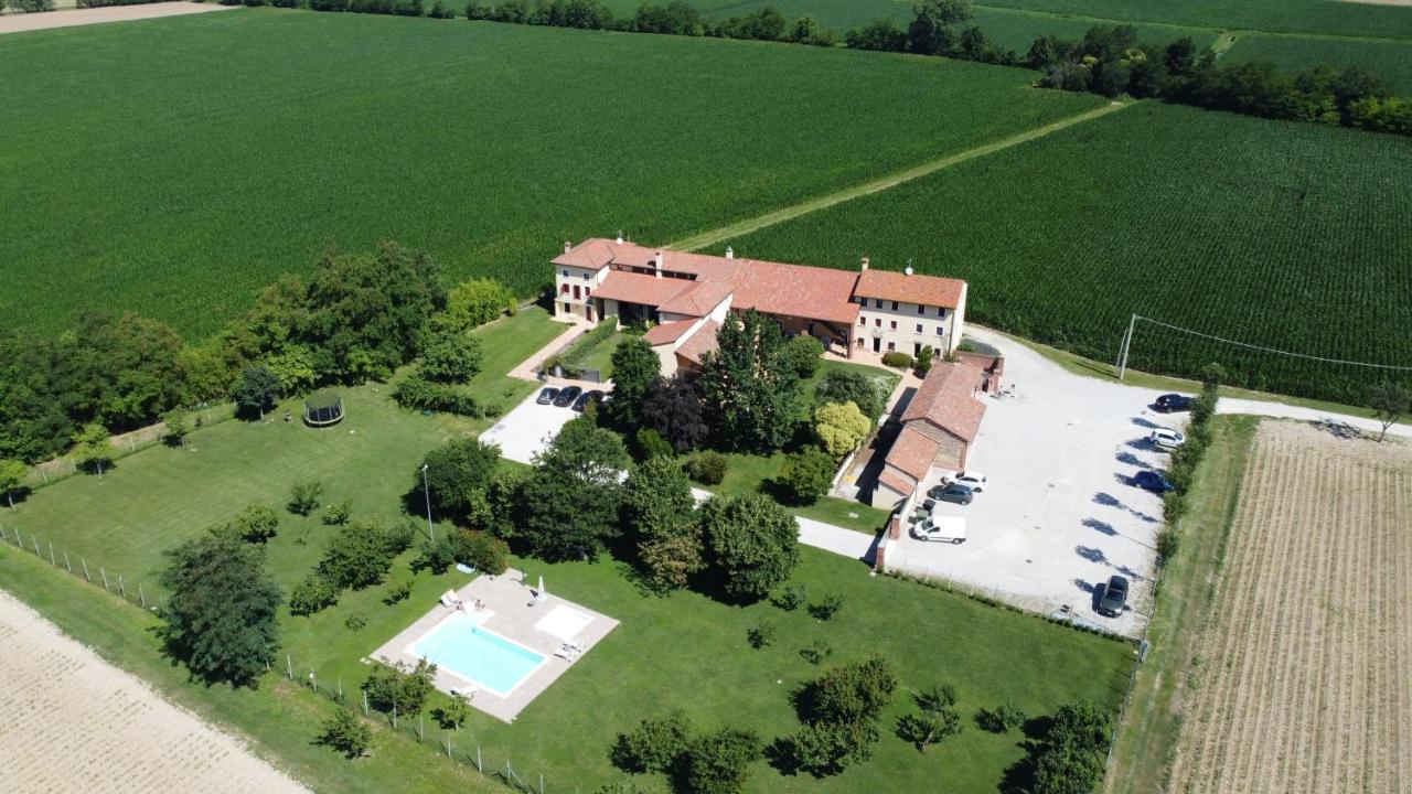 Villa Agriturismo Borgo Tecla Rosà Exterior foto